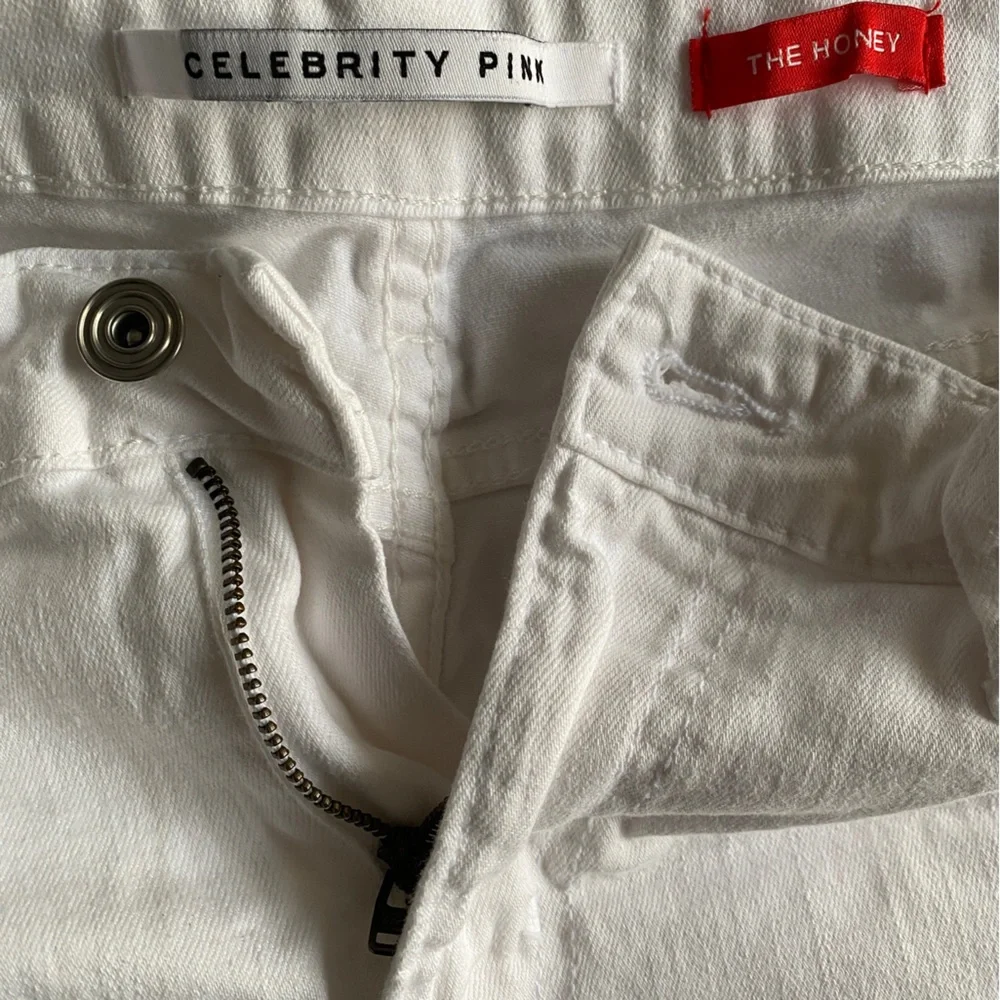 Celebrity pink the honey jean shorts with new sunflower ironon‎ transfers  5/27
